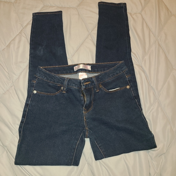 Juniors Jeggings - Picture 2 of 3